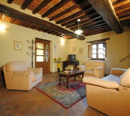 Agriturismo Casa Delia 农家乐 *